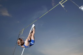 开云官网首页 -独行侠不断突破！德布劳内连续七场比赛得分，重返赛场上演精彩一战