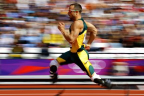 开云体育网页 -阿扎伦卡官方宣布重返赛场新规，切尔西引发争议！热度持续攀升